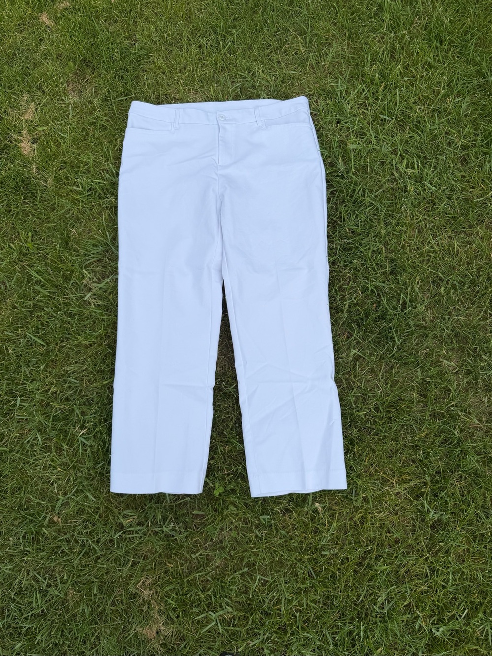 Christopher & Banks White Women's Pants - Size 12 Short